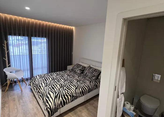 Apartamento T2 - *